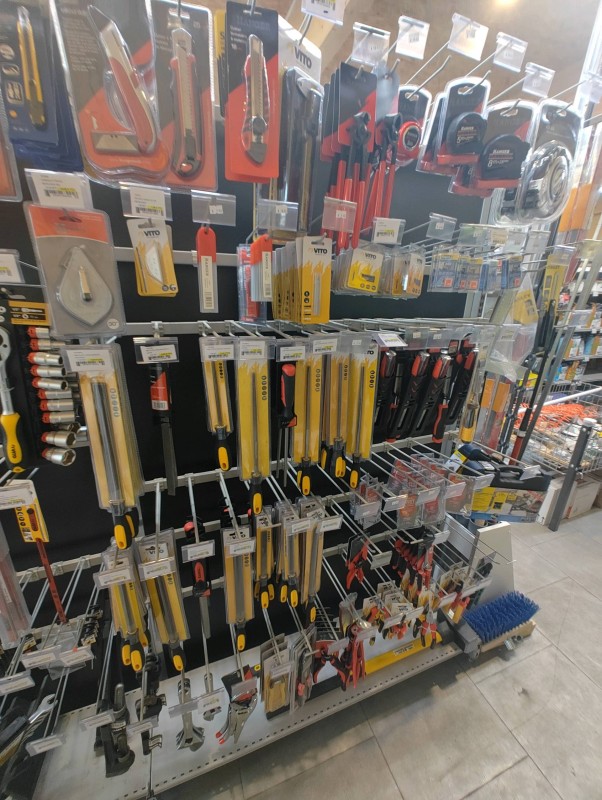 Rayon outillage et droguerie chez CEVENN'QUINCAILLERIE.